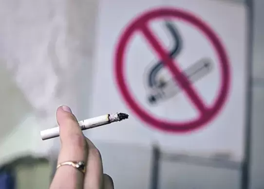 smoking is allowed at the entrance
